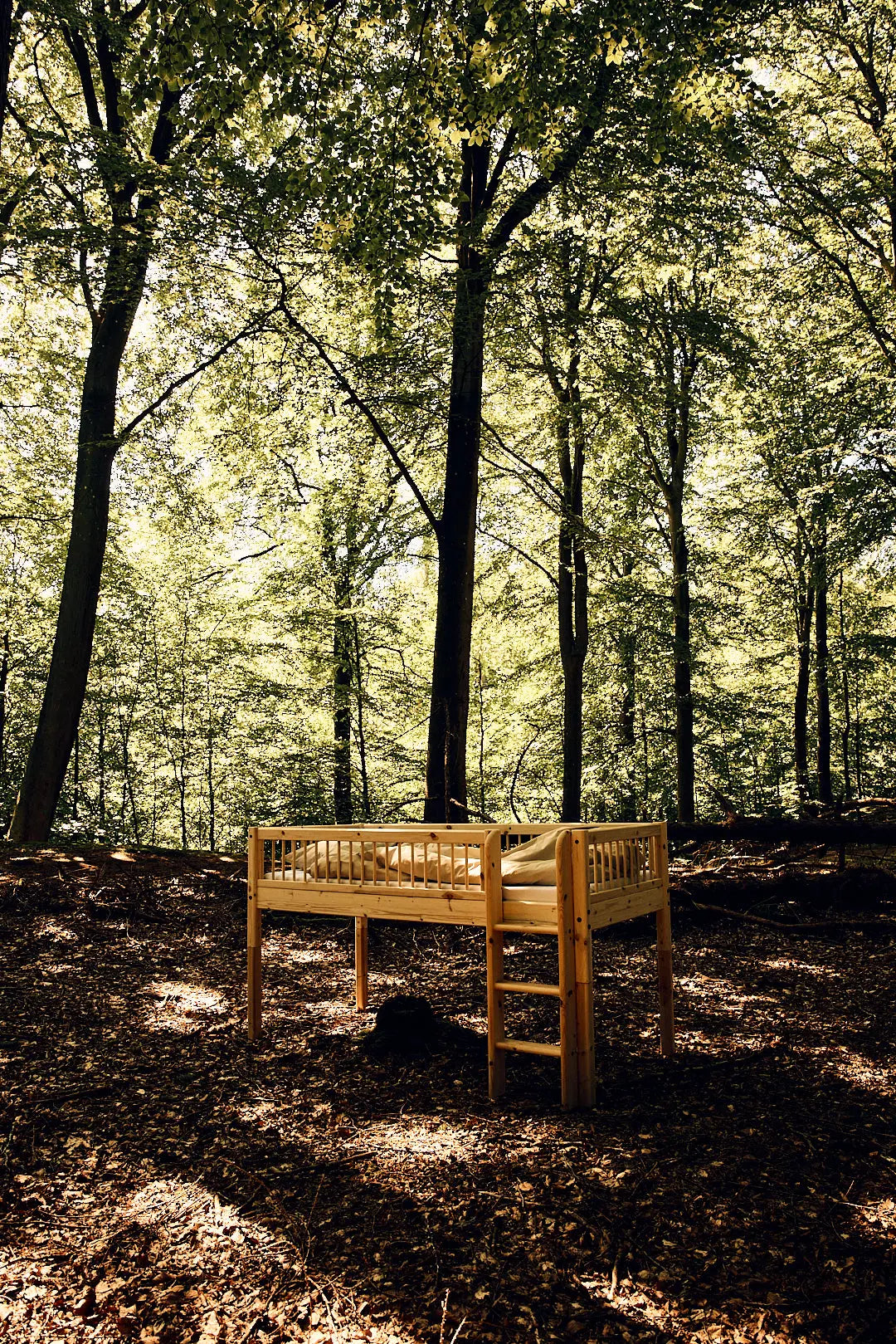 Lit mi-hauteur avec barrières de sécurité, 90x200 cm, pin