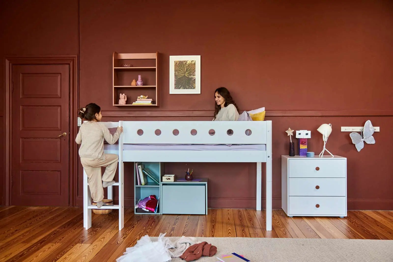 Lit mezzanine 120 cm avec échelle et barrière de sécurité, 90x200 cm, Blanc