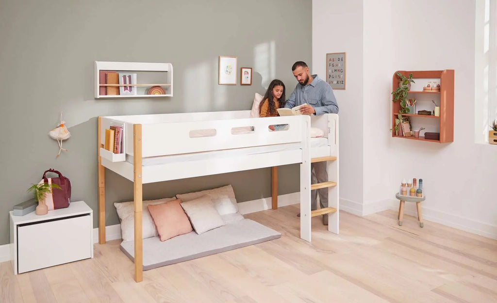 Lit surélevé 120 cm avec échelle et barrière de sécurité, 90x200 cm, Blanc/Chêne