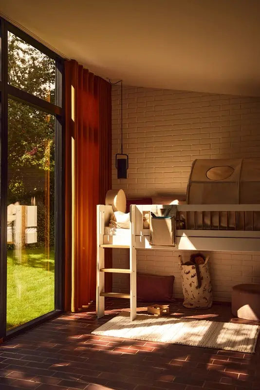 Lit mezzanine 120 cm avec échelle et barrière de sécurité, 90x200 cm, Blanc/Chêne