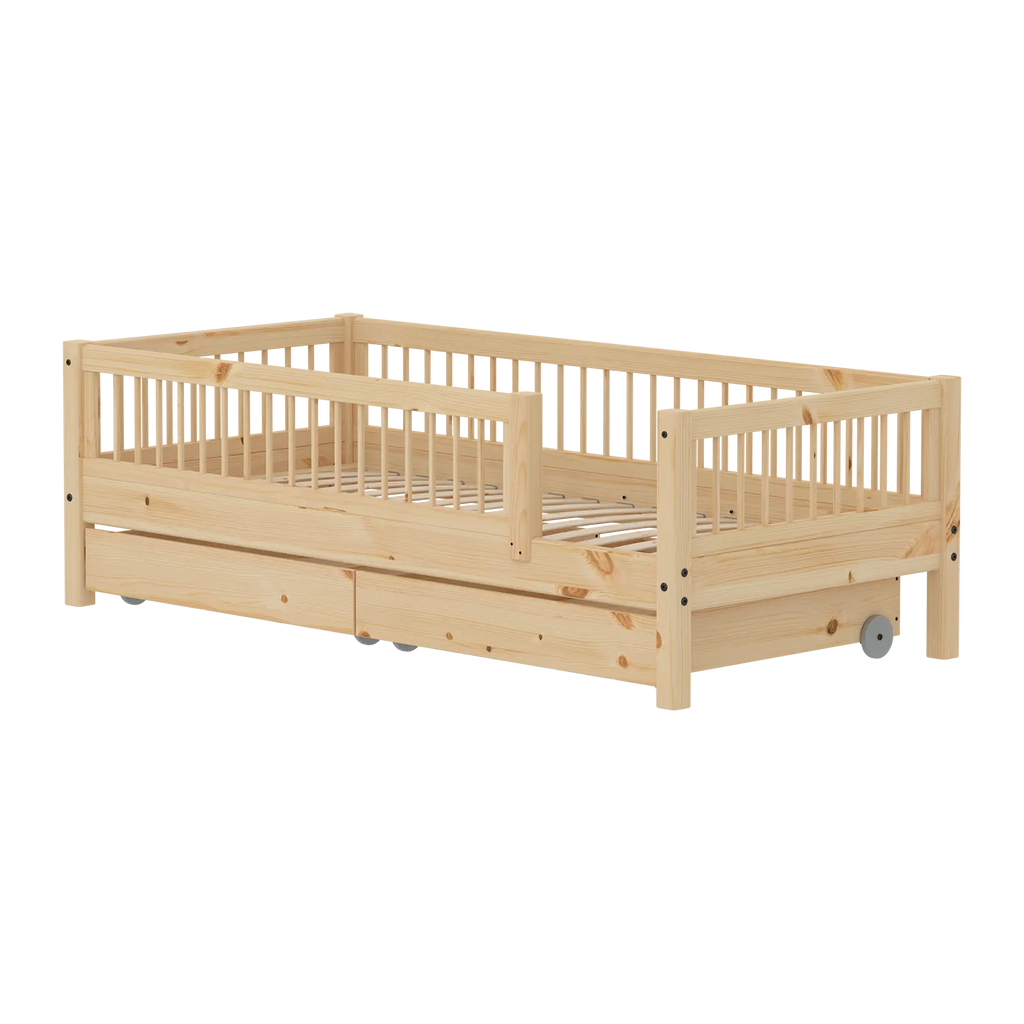 Lit simple avec barrières de sécurité et rangement, 90x200 cm, Pin