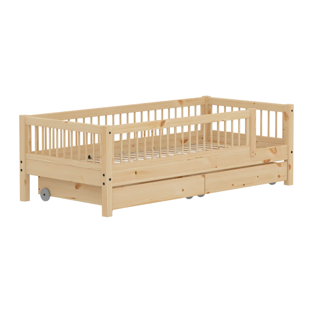 Lit simple avec barrières de sécurité et rangement, 90x200 cm, Pin
